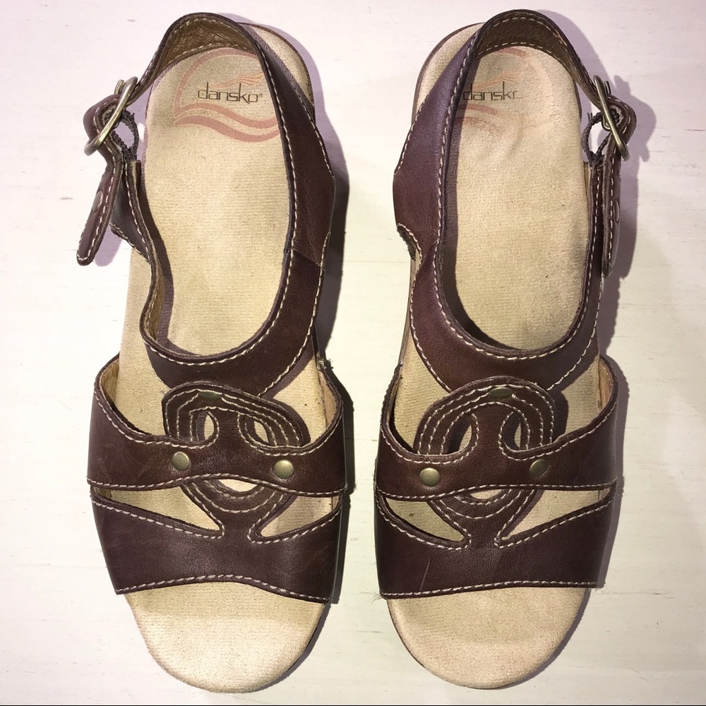 SOLD-Dansko Platform Brown Leather Sandals - Picture 2 of 8